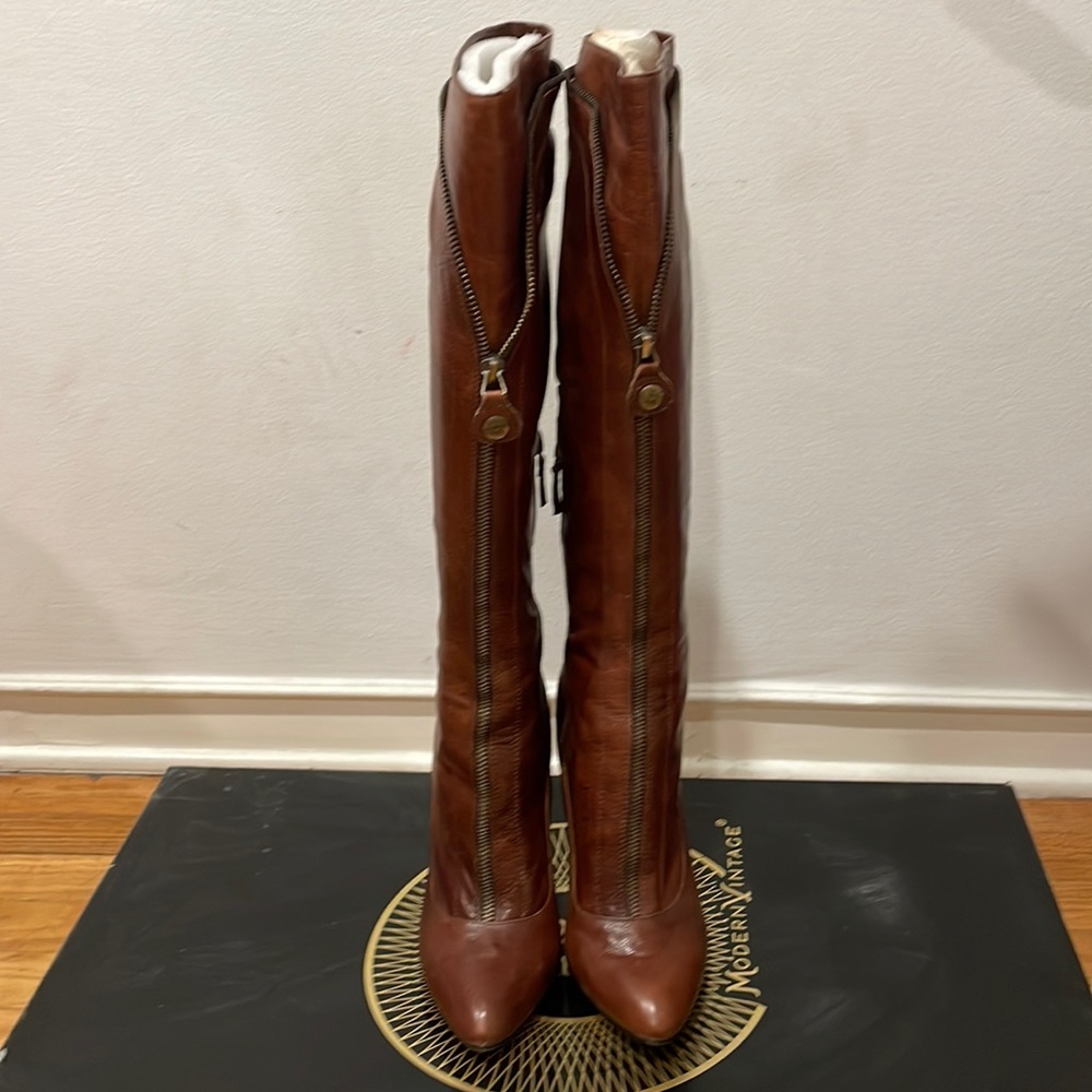 Vintage 3 inch stiletto tall leather boots
